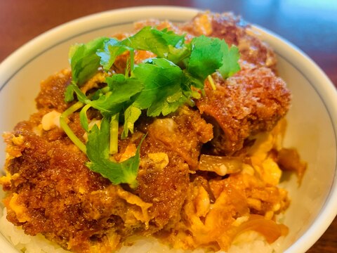 残り物でアレンジ！メンチカツ丼